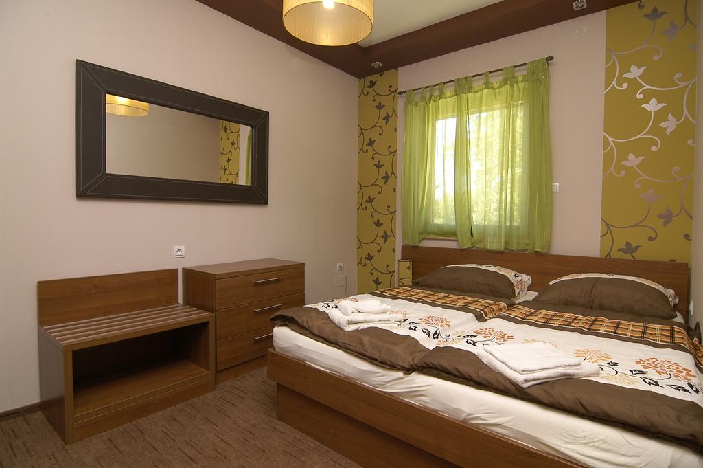 Hotel Corso Siófok Pokoj fotografie
